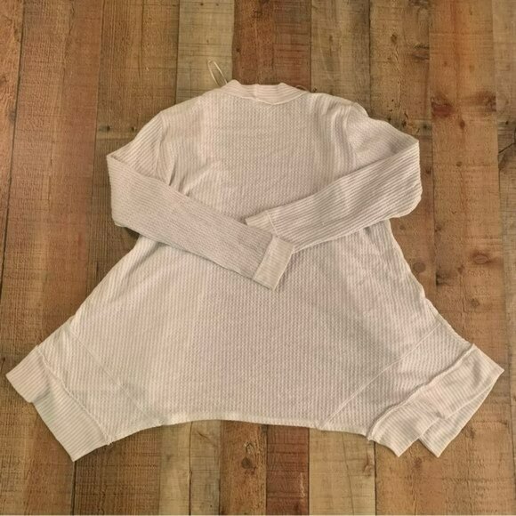 Lazy Sundays womens size L white waffle knit asymmetrical open front cardigan - Picture 9 of 11